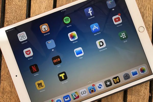 Hướng dẫn khôi phục cài đặt gốc và  thay đổi kích cỡ chữ trên iPhone và iPad