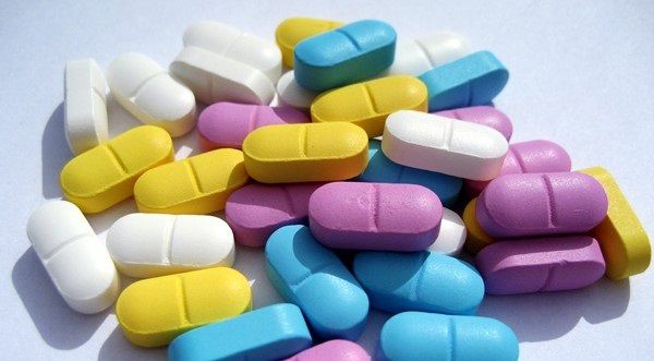 Thuốc Chlorcyclizine - Điều trị viêm mũi dị ứng và cổ họng