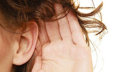 Triệu chứng ù tai - Nguyên nhân, nguy cơ và cách điều trị