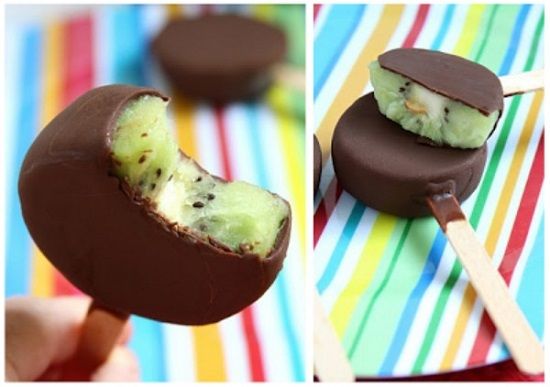 Cách làm kem socola kiwi ngọt mát cho mùa hè