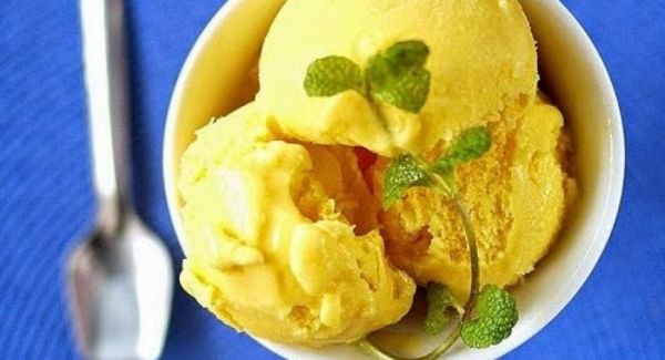 Cách làm kem trứng gà mật ong thơm mát và tốt cho sức khỏe