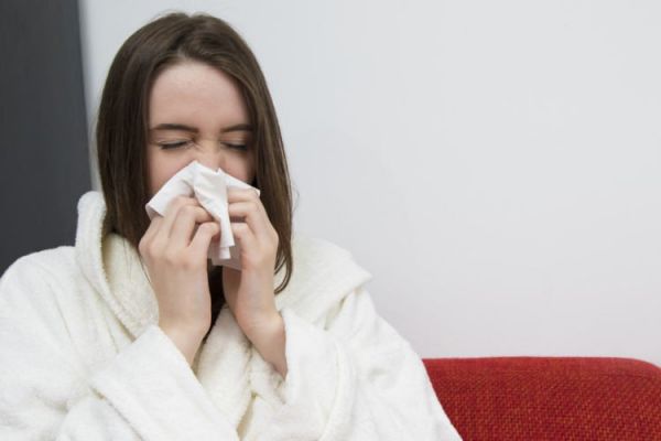 Bệnh cảm lạnh - Triệu chứng, nguyên nhân và cách điều trị