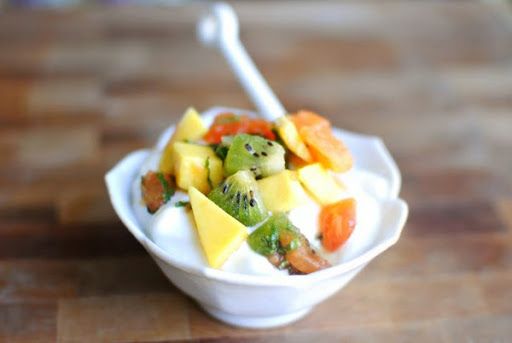 Hướng dẫn cách làm salad trái cây tươi ngon đơn giản tại nhà