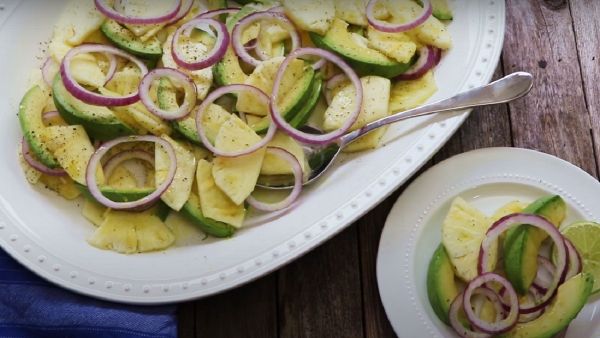Cách làm món Salad bơ dứa thơm ngon khai vị cho bữa ăn