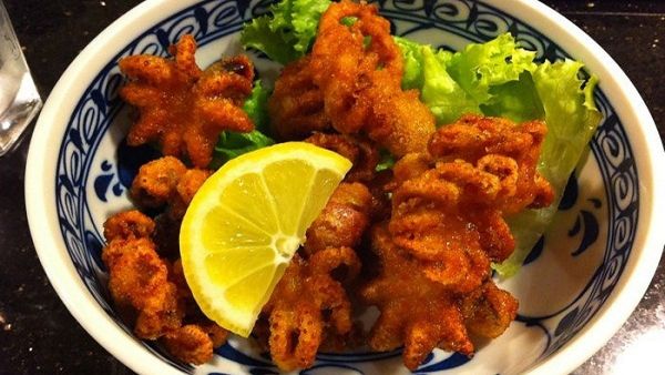 Hướng dẫn cách làm món bạch tuộc chiên giòn nguyên con giòn ngon hấp dẫn