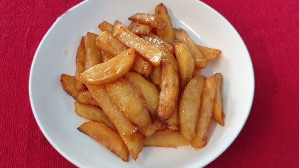 Cách làm món khoai tây chiên nước mắm thơm béo, giòn rụm hấp dẫn