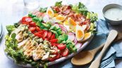 Hướng dẫn bạn cách làm món Cobb salad thơm ngon, dinh dưỡng