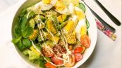 Hướng dẫn cách chế biến món salad bơ trứng gà dinh dưỡng cho cả gia đình